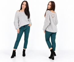 Sweter oversize z ozdobnym sercem HEART