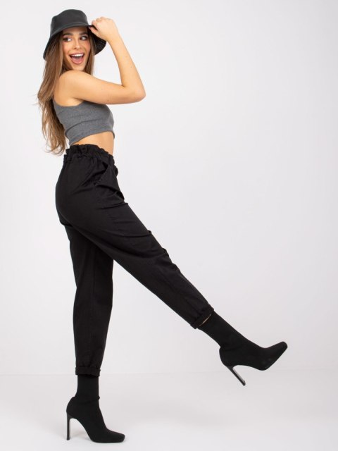 Spodnie DHJ-SP-3629.16P Spodnie DHJ-SP-3629.16P